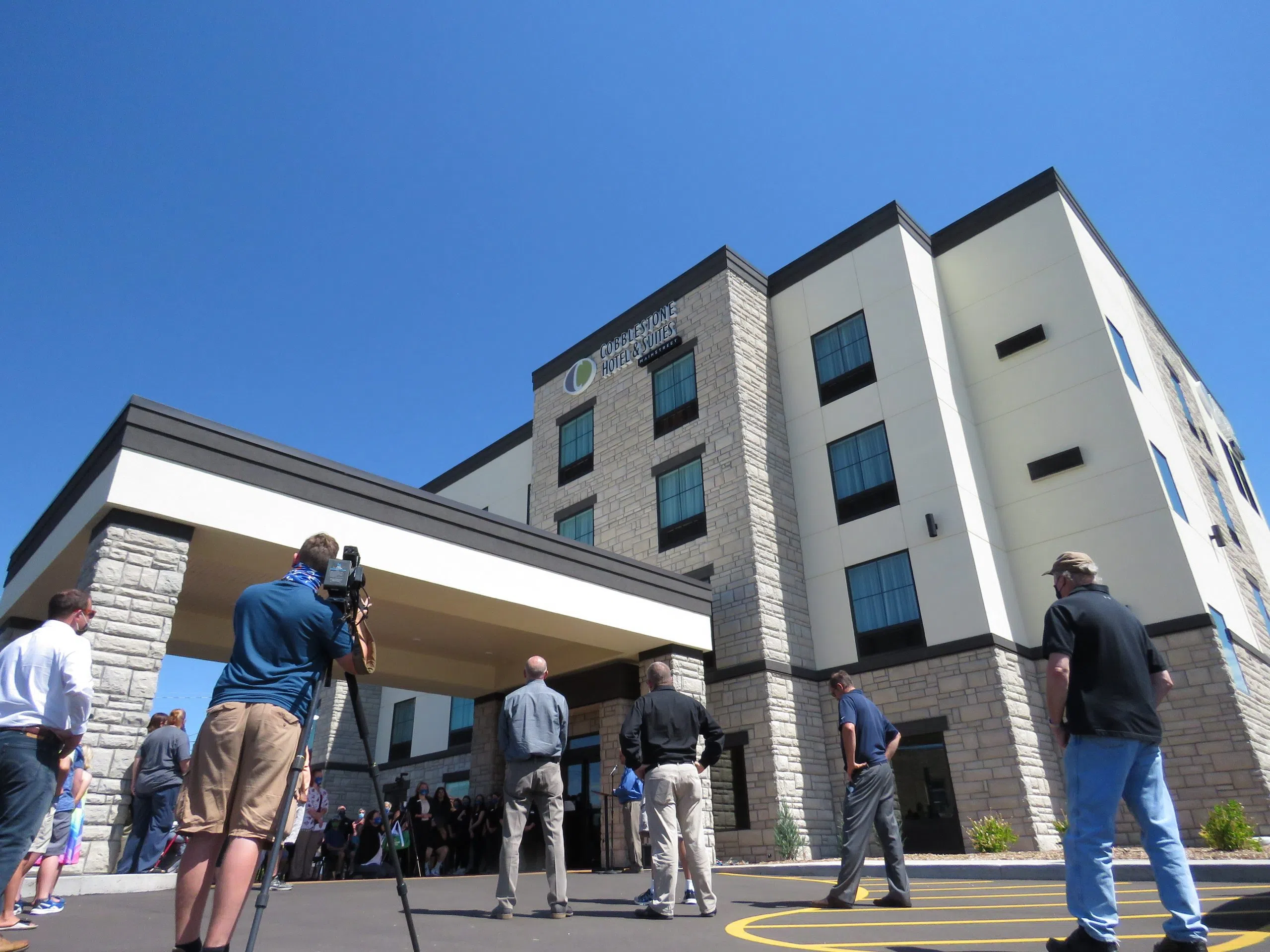 Two Rivers’ Newest Hotel Officially Open for Business