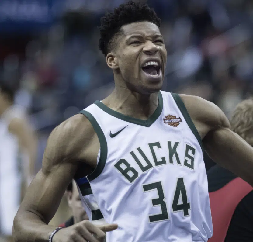 Bucks Move Up In NBA Power Poll