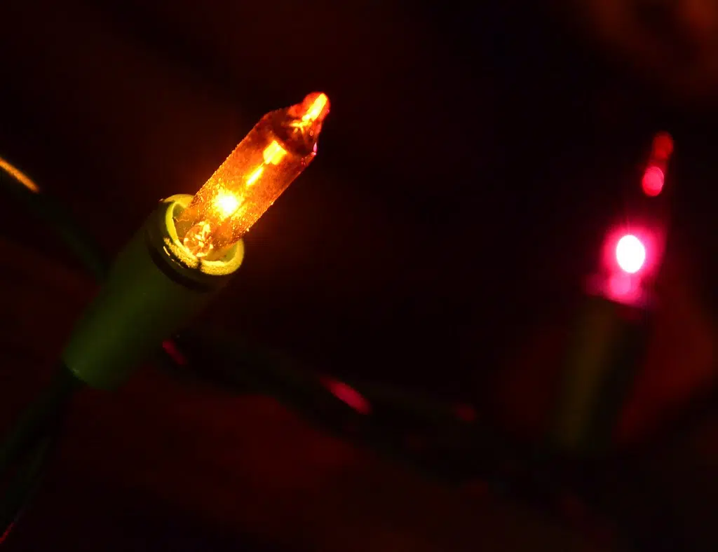 Manitowoc Public Utilities Welcomes Residents to Exchange Old Christmas Lights