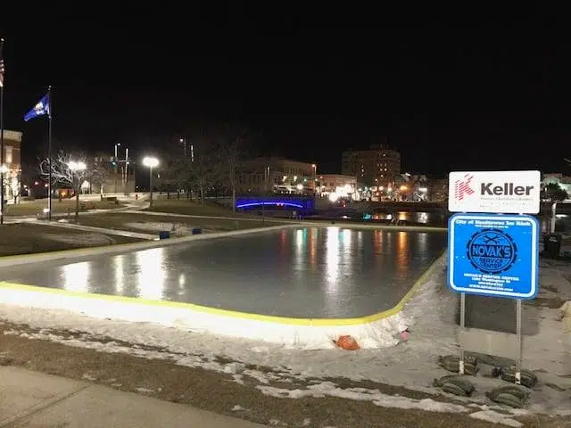 Manitowoc Parks and Rec Says Ice Rink Is Ready for Skates
