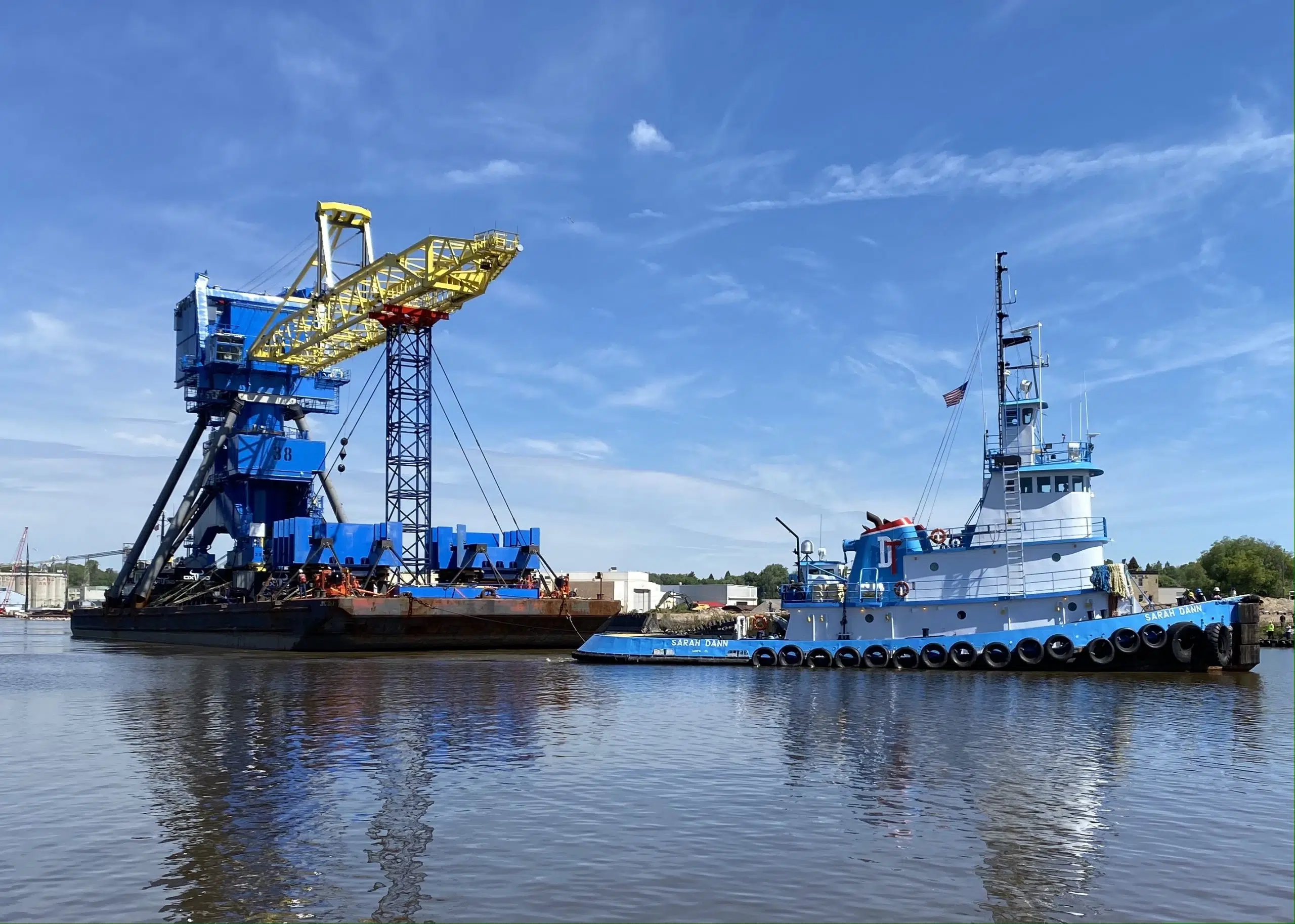 Big Blue Crane Arrives in Portsmouth Maine