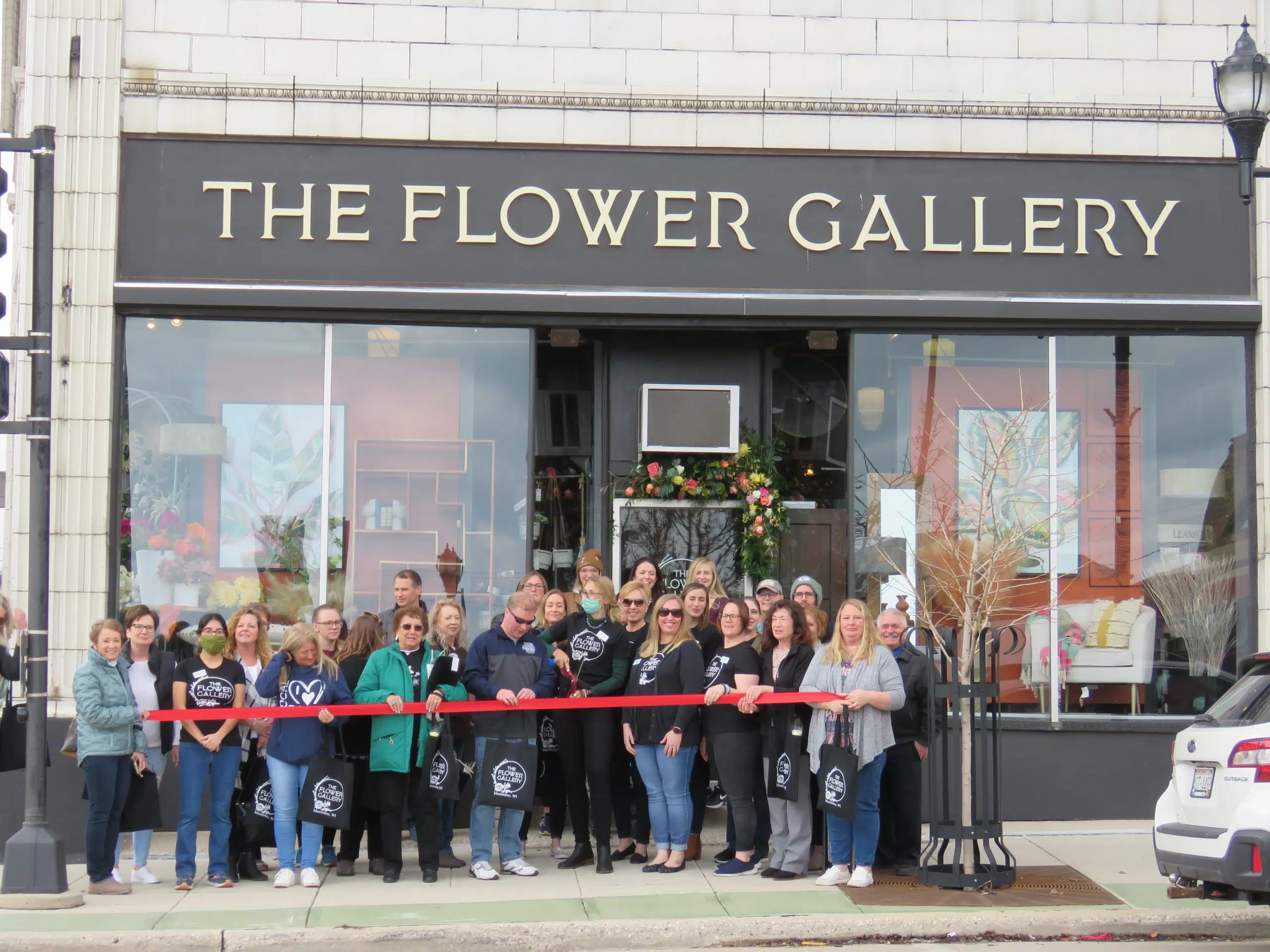 Manitowoc Florist Celebrates 100 Years of Flower Sales in Dempsey Building