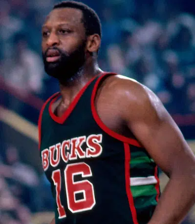 Former Bucks Center, NBA Legend Bob Lanier Dies At 73