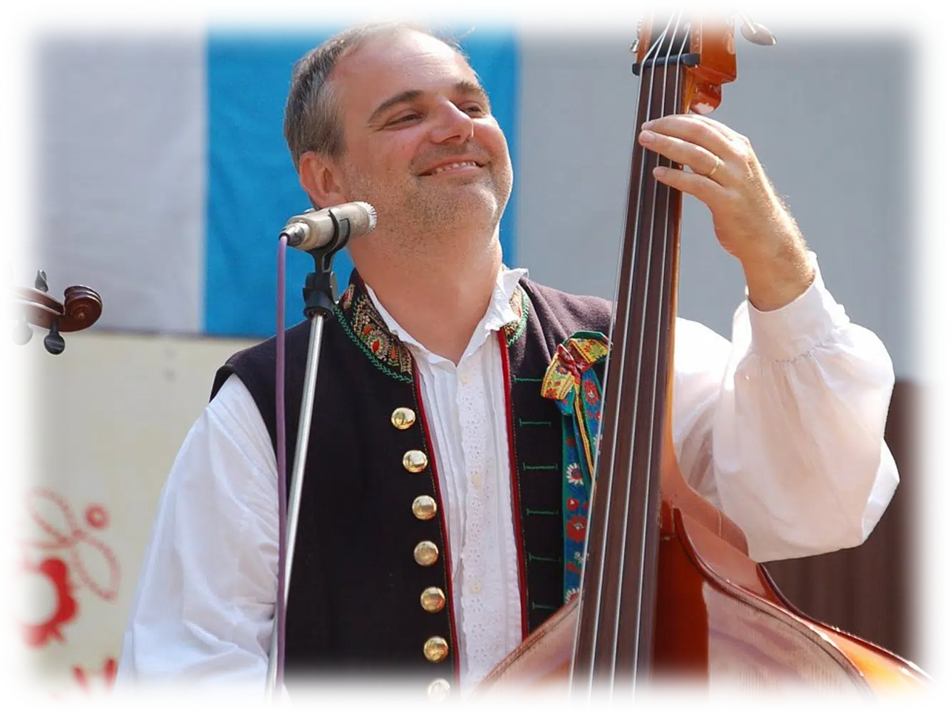 Two Rivers Sister City Delegates to be the Guests of Honor at Downtown Concert
