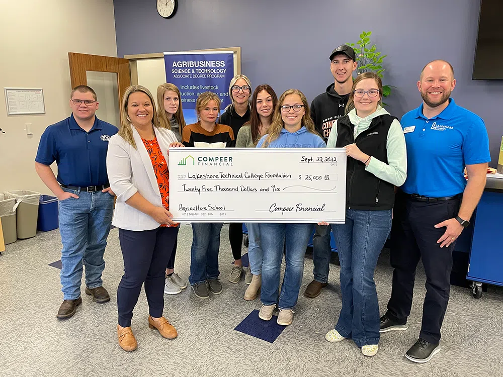 Lakeshore Technical College Receives $25,000 from Compeer Financial