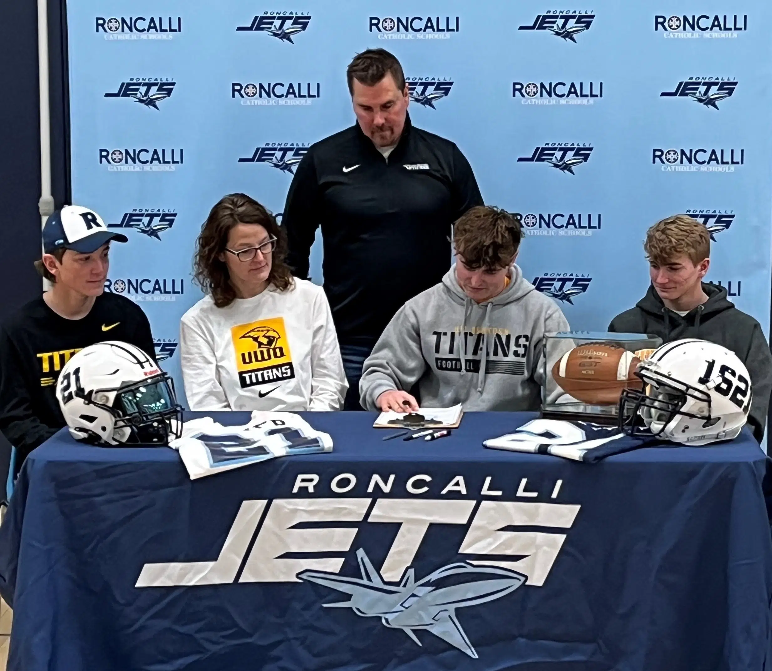 Roncalli Student Athlete Signs Letter of Intent for UW Oshkosh