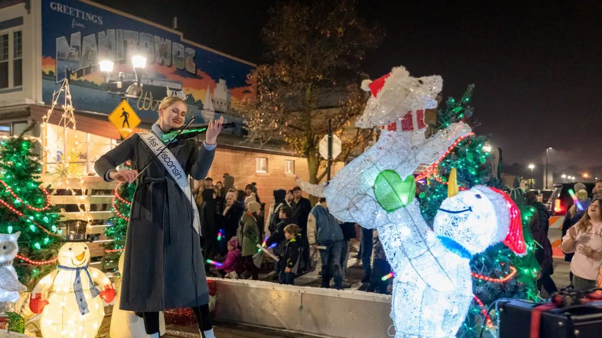 Two Rivers Preparing for 2023 Holiday Parade