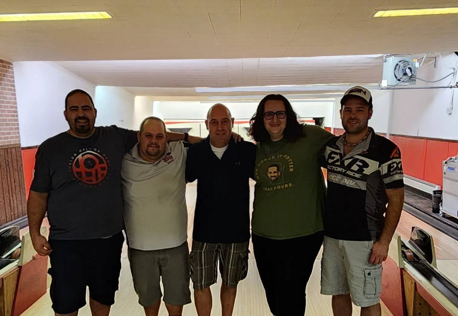 Mishicot's Badger Bowl Hosts 700 Bowling Tournament