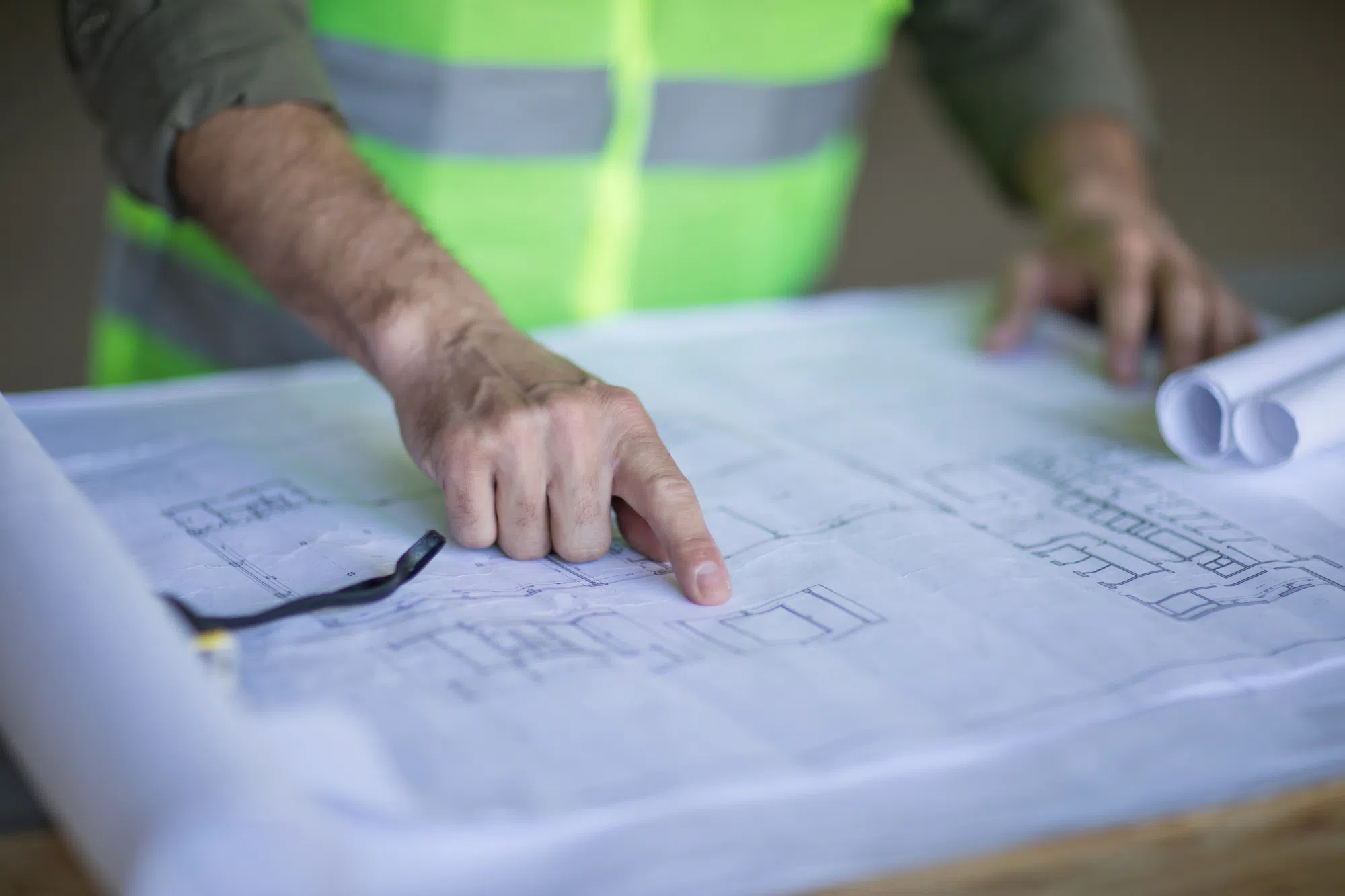 Better Business Bureau Recommends Good Research Before Contractor Hiring
