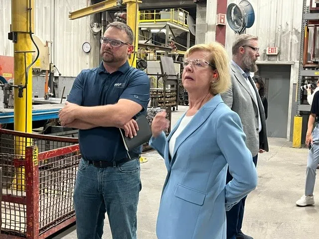 Sen. Baldwin Tour and Talks Policy at Wisconsin Aluminum Foundry