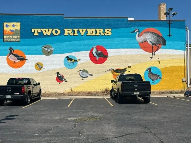 Two Rivers Bird City Mural Complete