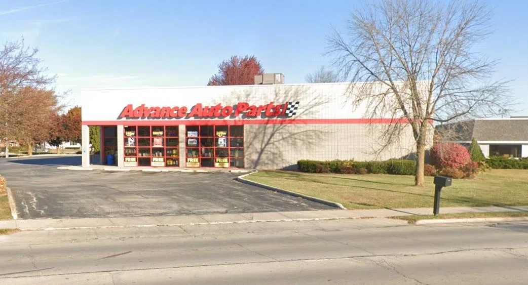 Manitowoc Advance Auto Parts Closing
