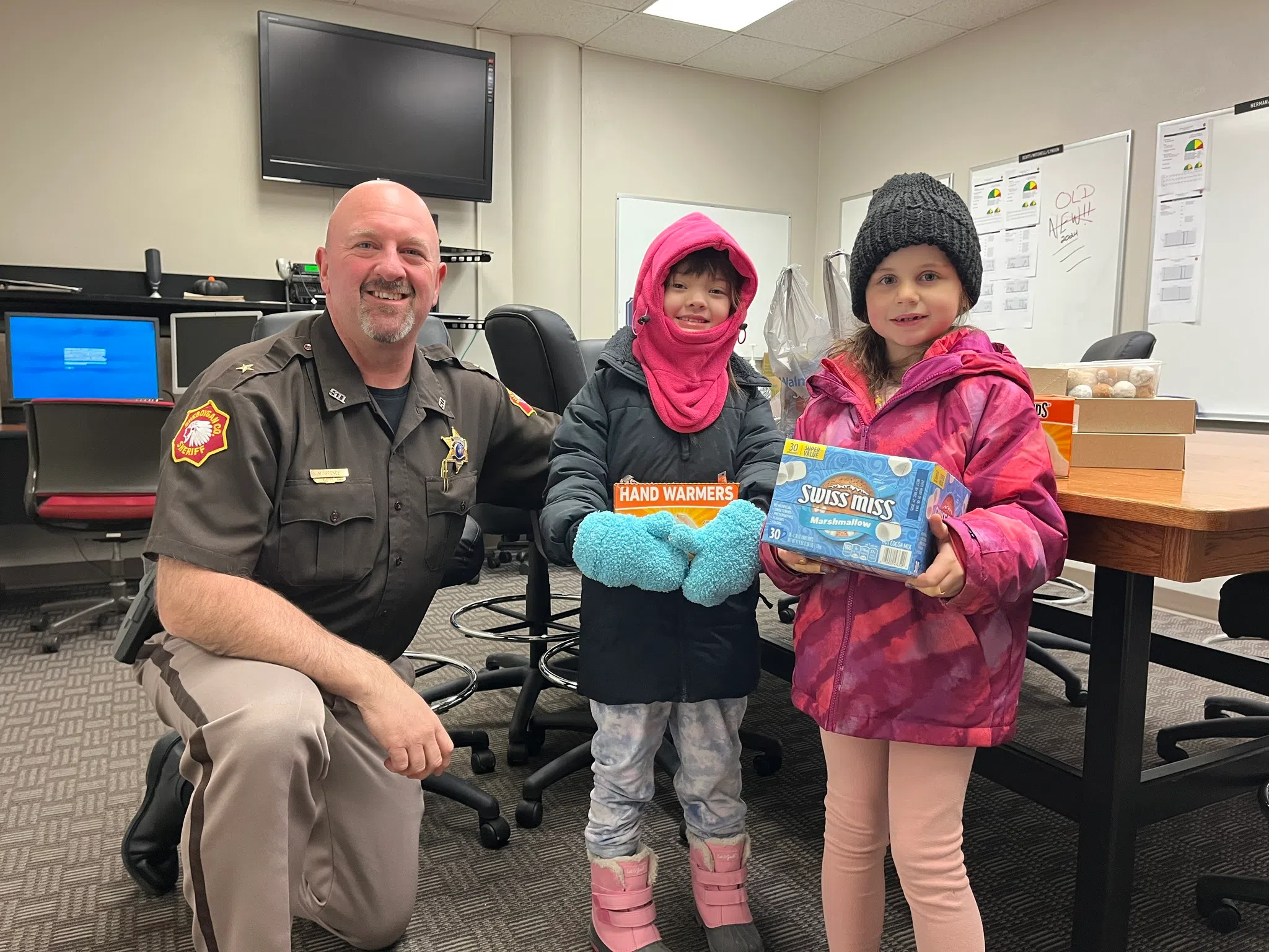 Local Girls Help Sheboygan County Sheriff's Deputies Stay Warm