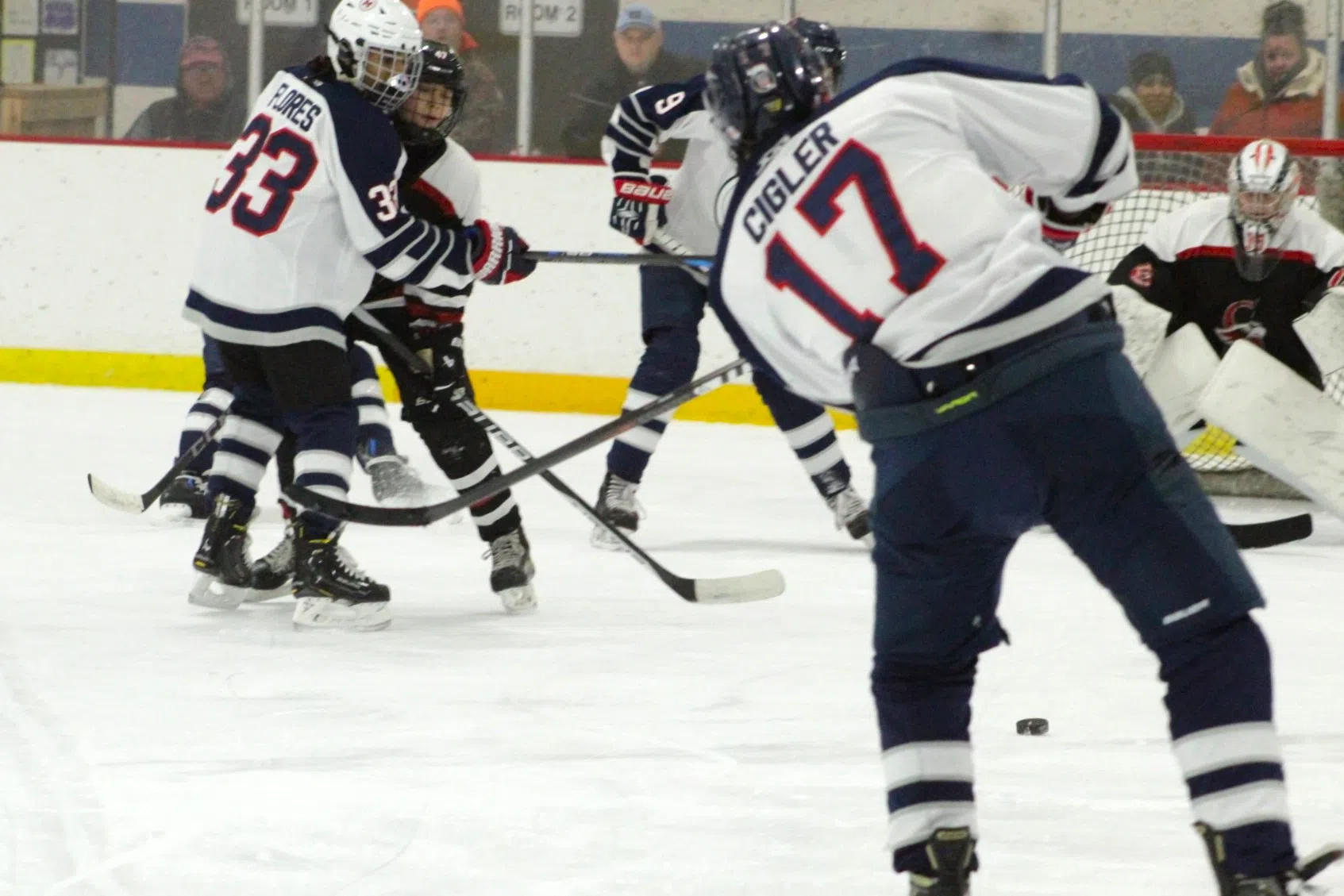 Manitowoc United Hosting Oshkosh North in Final Regular Season Home