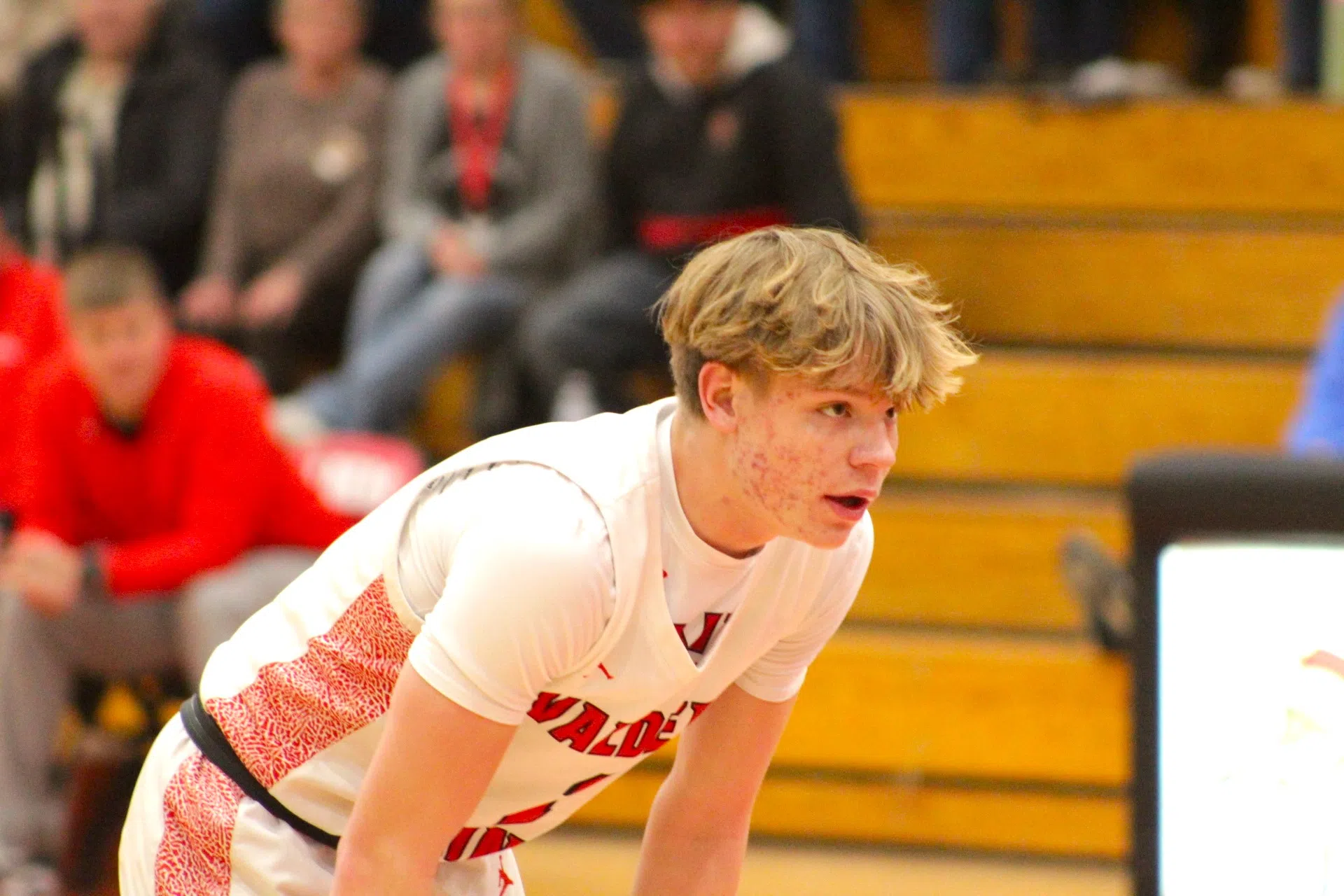 Wasmer Leads Valders Boys to Win over Randolph