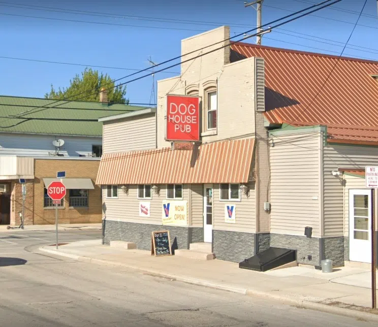 Sheboygan's Dog House Pub Robbed at Knifepoint
