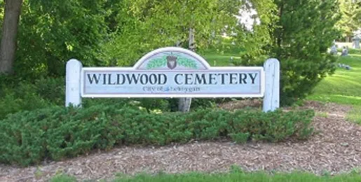 Sheboygan's Wildwood Cemetery Fall Clean Up Now Underway