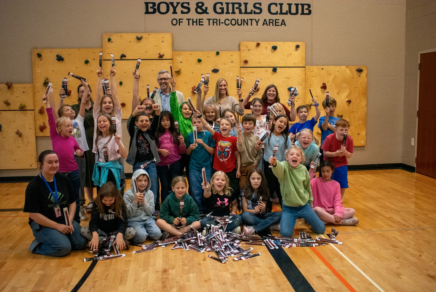 Wisconsin Beef Council Donates Thousands of Beef Sticks to Wisconsin Boys and Girls Clubs