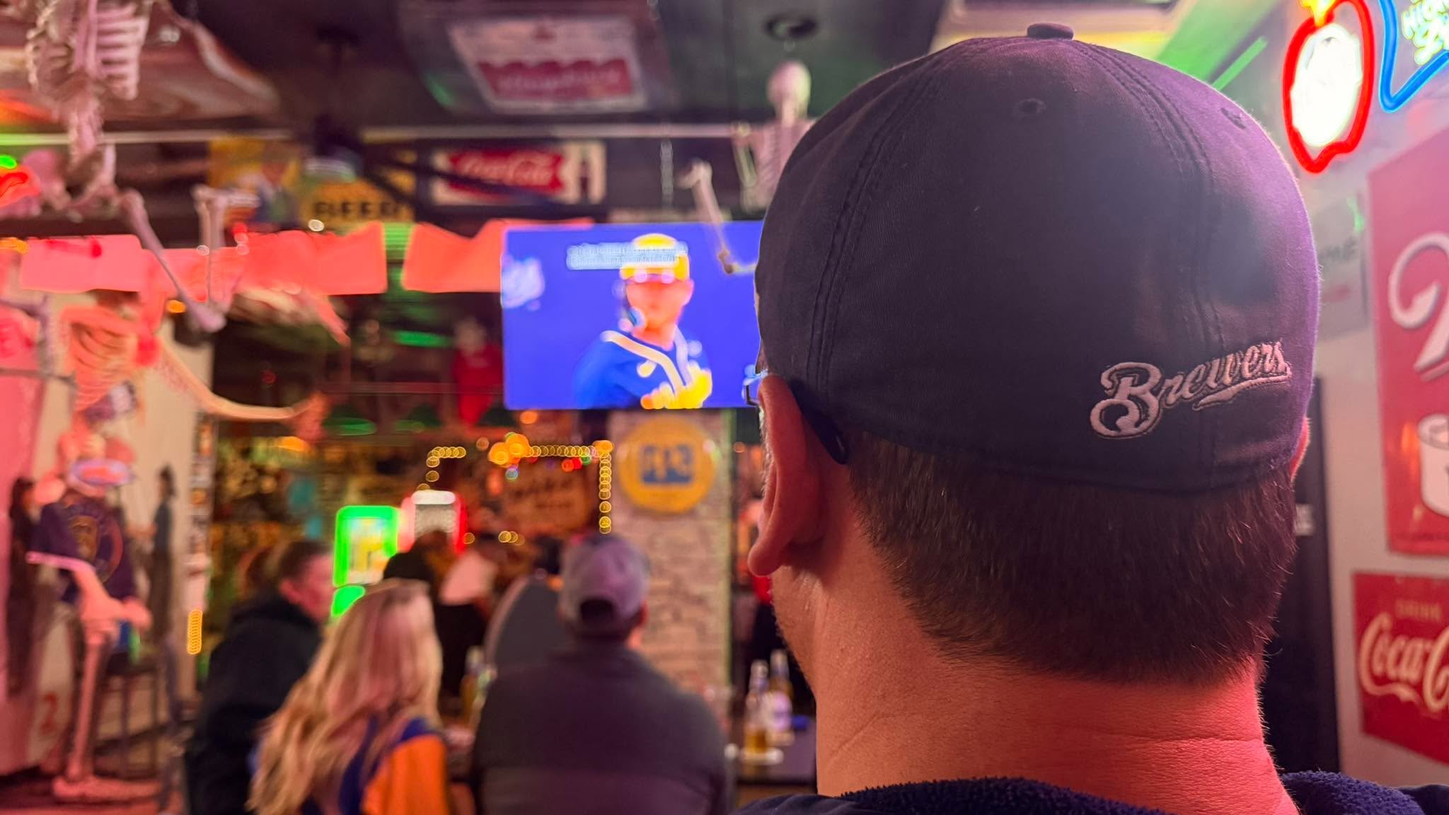 Manitowoc Celebrates Brewers World Series Win