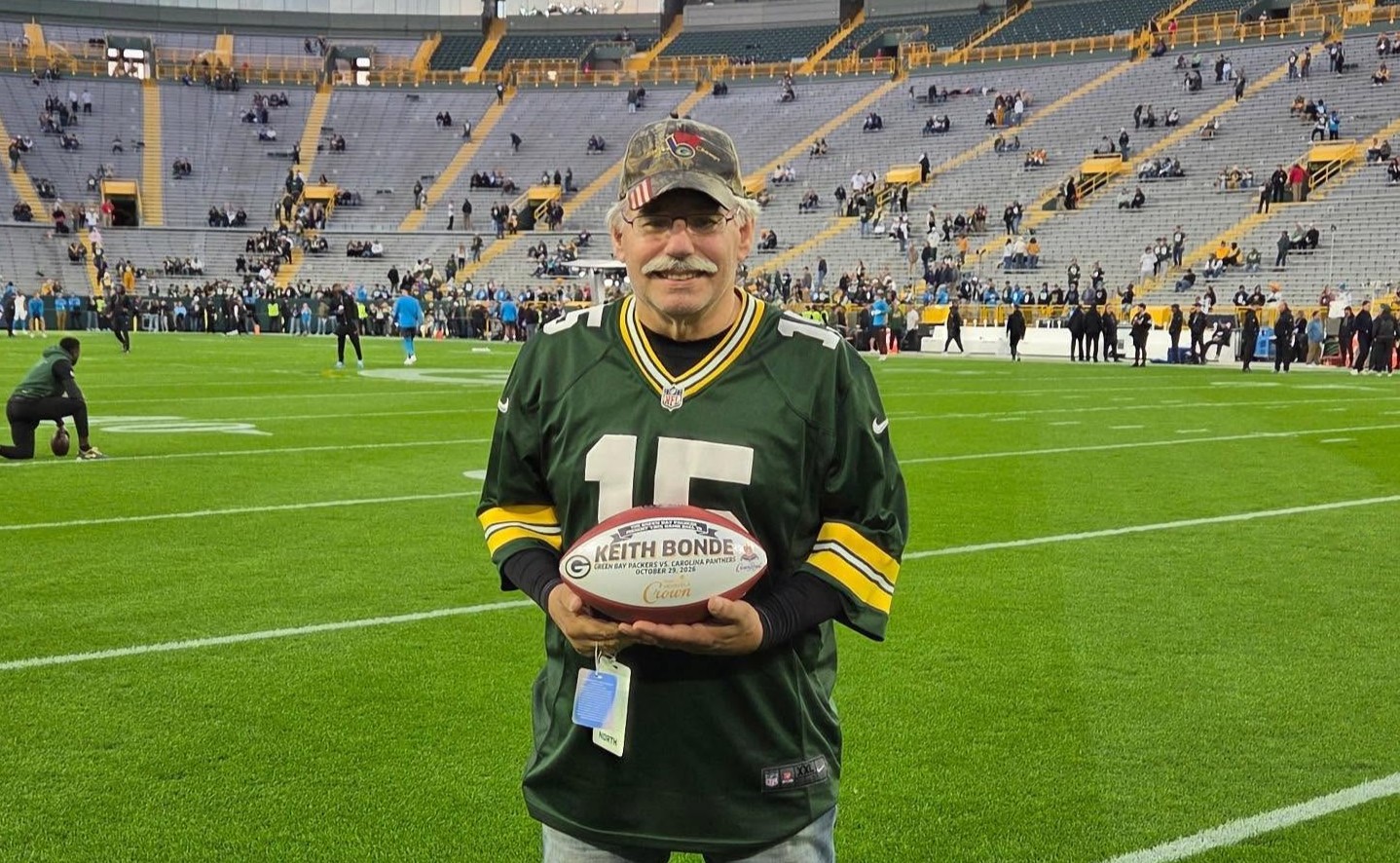 Manitowoc Man Honored by the Packers for His Years of Service