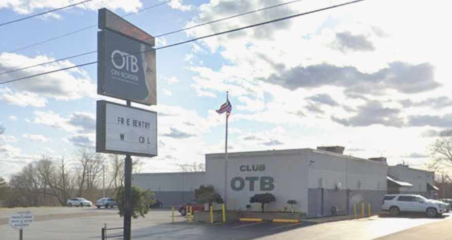 Gentleman's Club Auctions Items After Criminal Investigation
