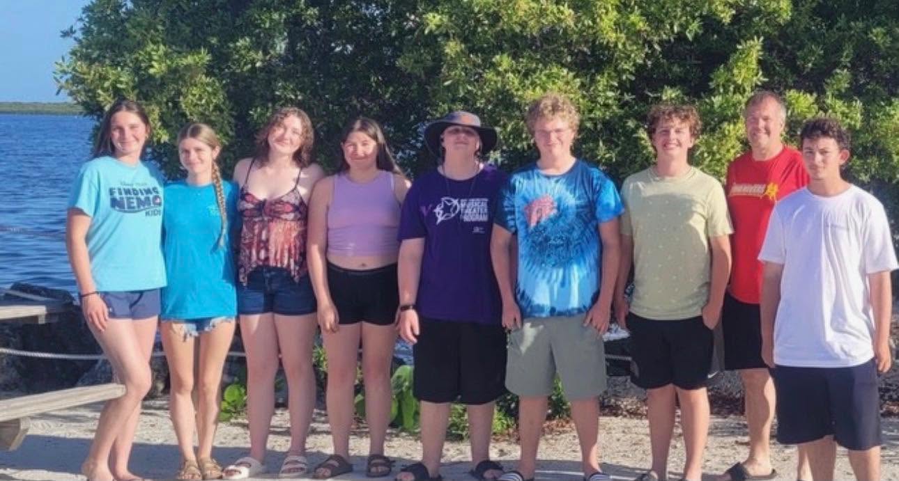 TRHS Marine Ecology Students Dive Into Learning in Key Largo