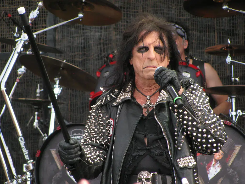 Alice Cooper on How He Became Alice Cooper!