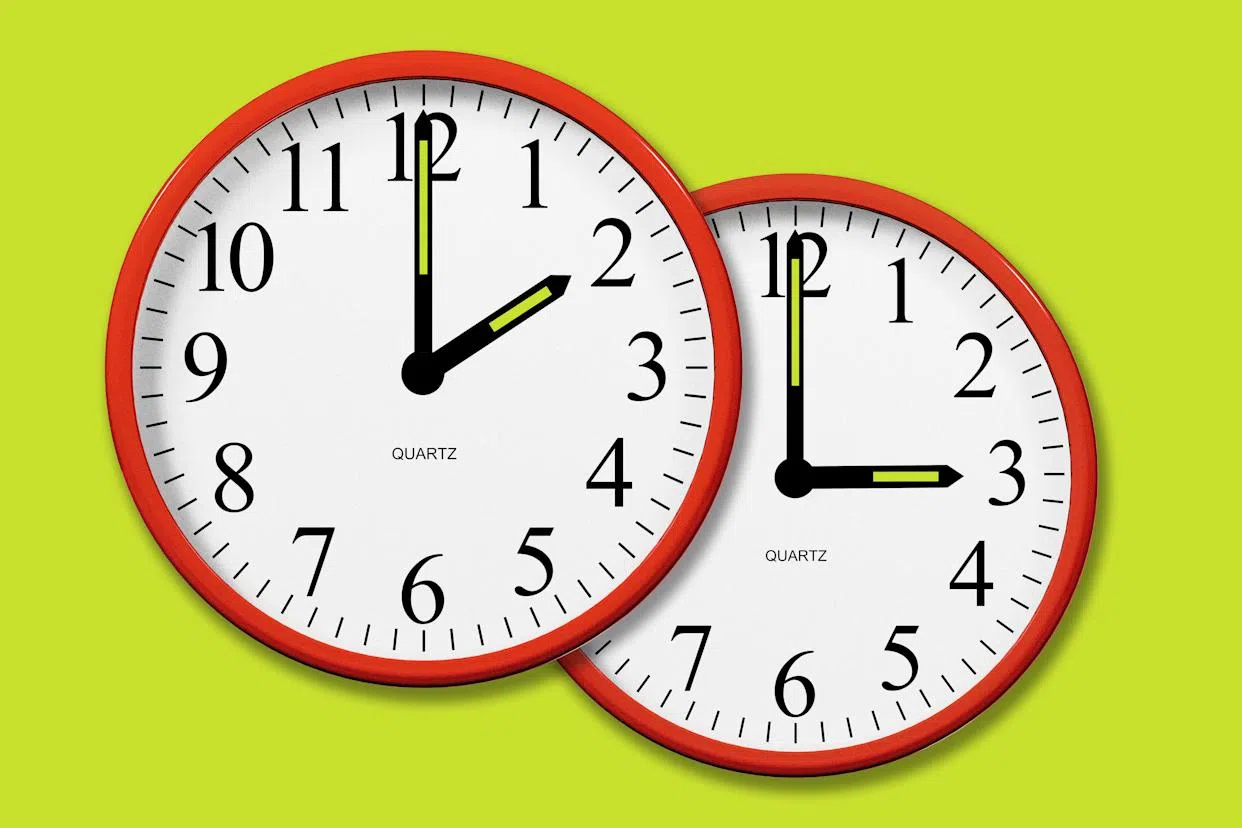 10 Tips For Beating Daylight Saving Time Fatigue