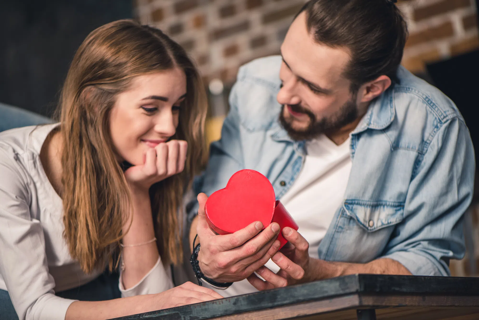 Top 10 Phrases A Man Only Says When He's Falling Madly In Love