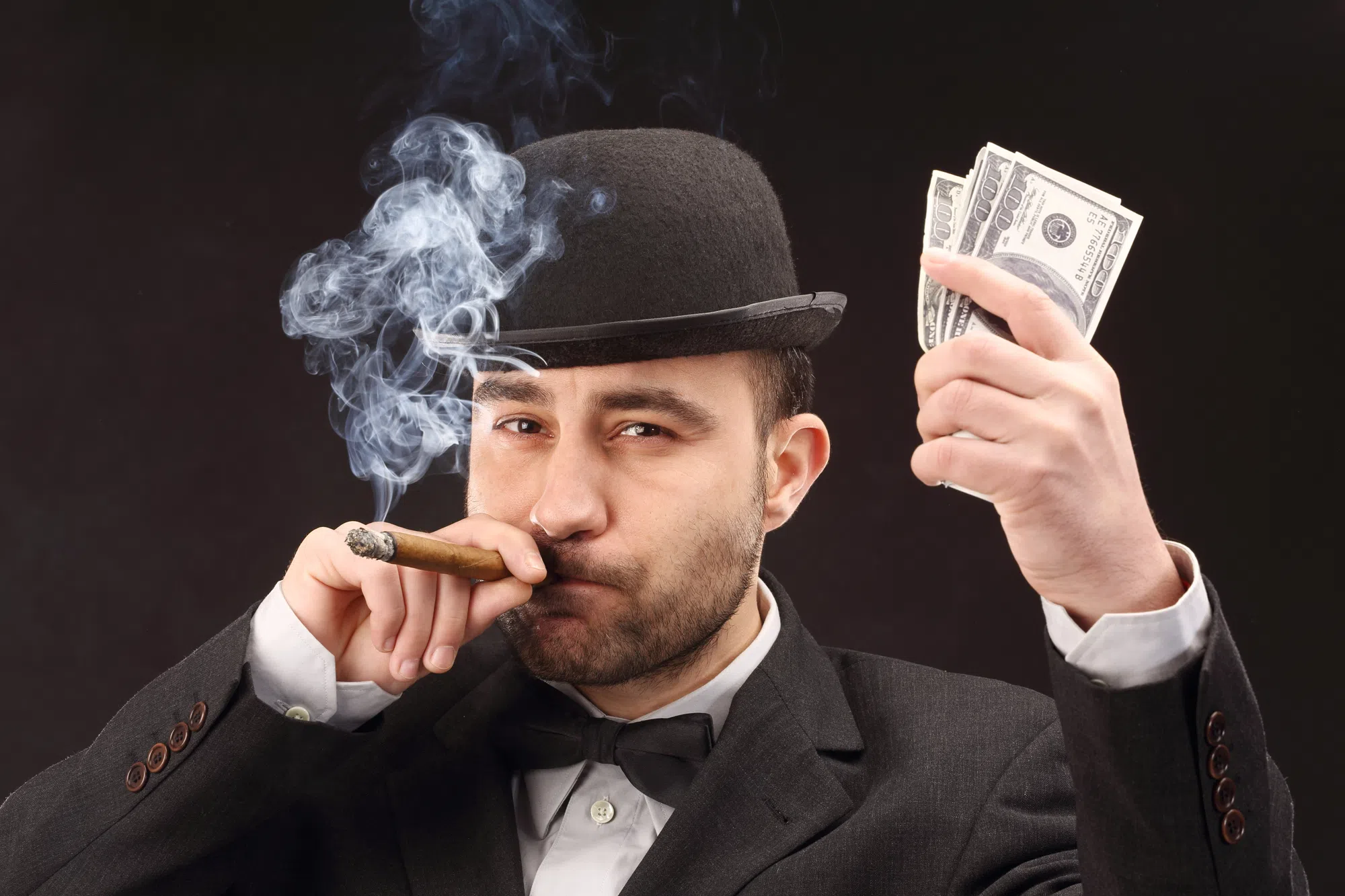 The 10 Worst Ways People Waste Money