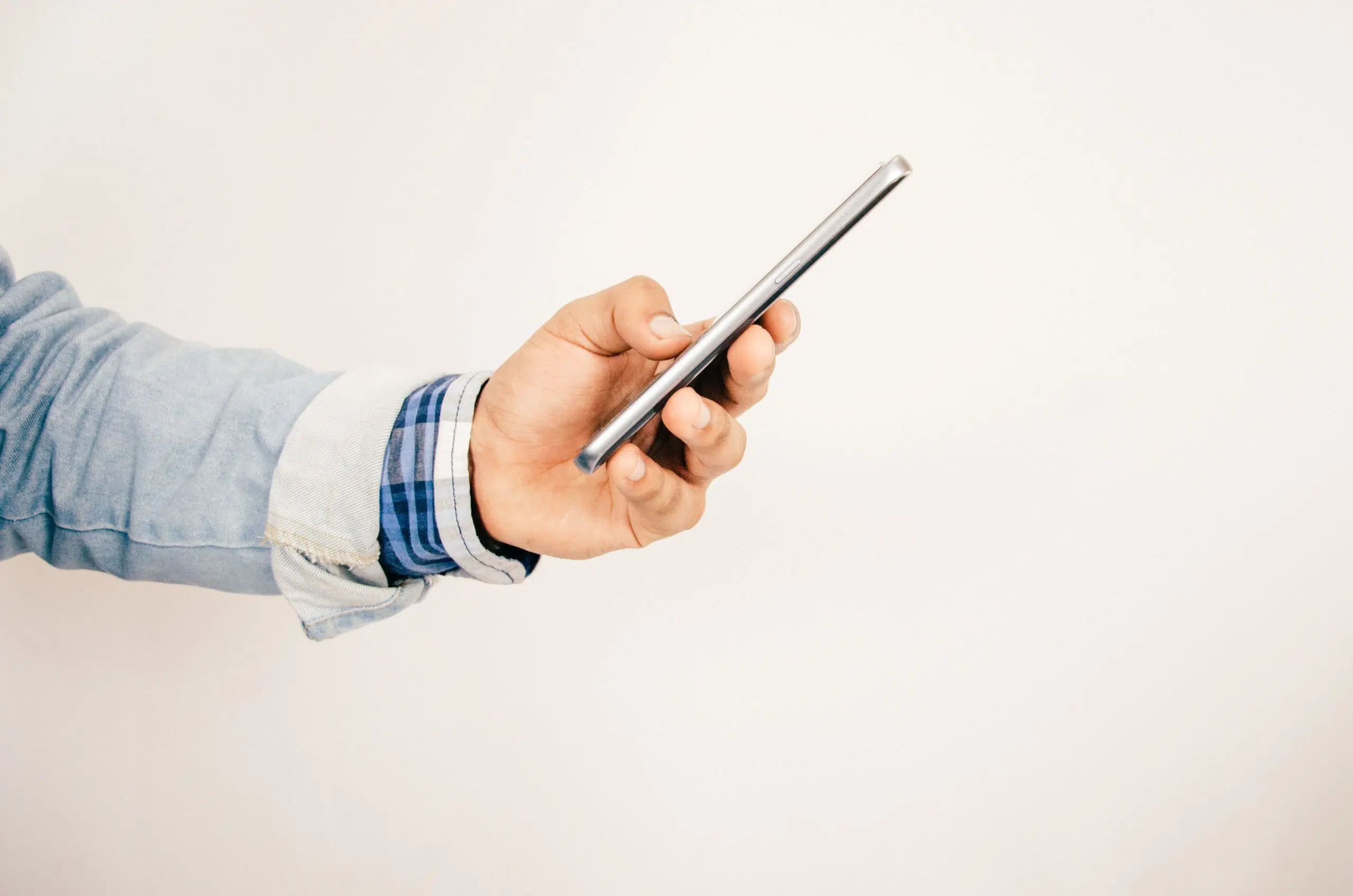 Top 9 Texting Habits That Make You Look Rude (Even If You Didn't Mean To)