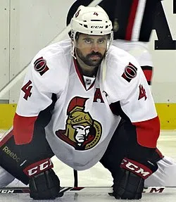 Chris Phillips, former defenceman for the Ottawa Sens, calls Sean Kelly and Mariam Serkal to reminisce about past games