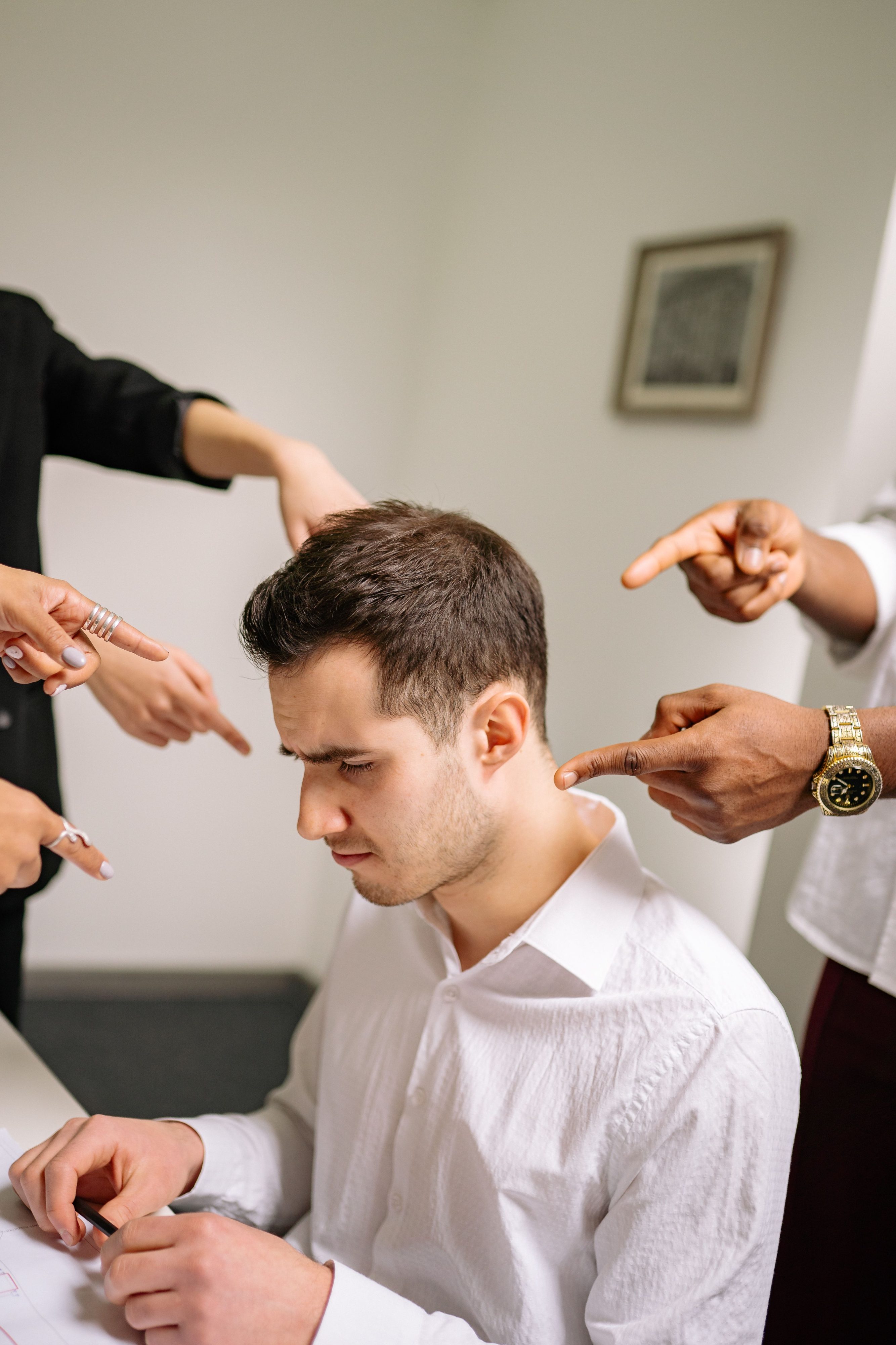 When your supervisor becomes your stress: How to recognize workplace harassment, with Dr Julie Gowthorpe RSW