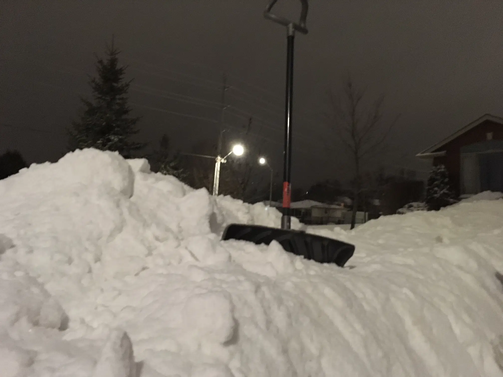 120 km/h winds in Prince Edward County during snow storm