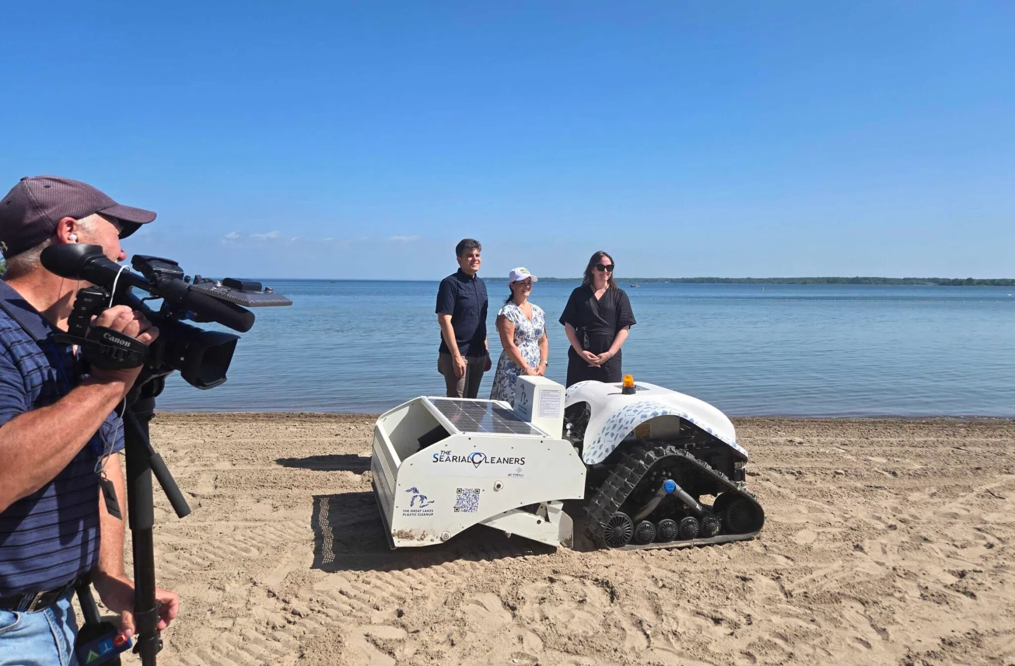 Canada's first beach cleaning robot at Sandbanks and other provincial parks this summer