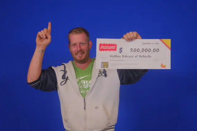 Belleville man wins $200,000 lotto prize