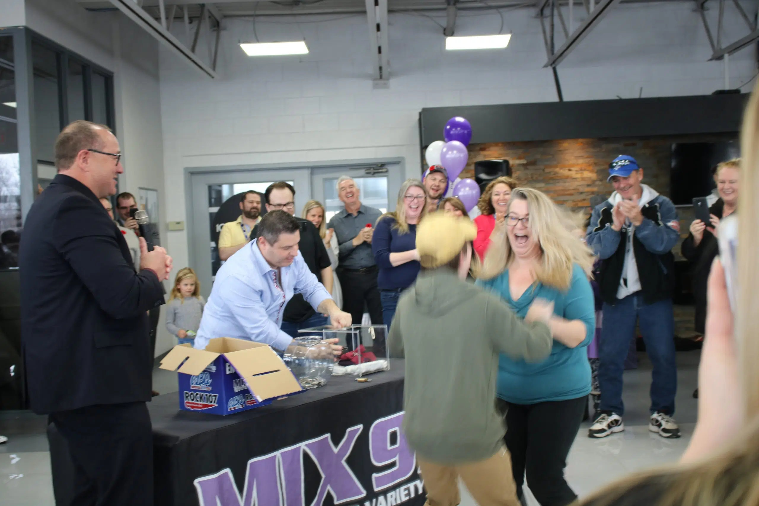 Trenton woman wins "Mixin' in a Mirage" 2018