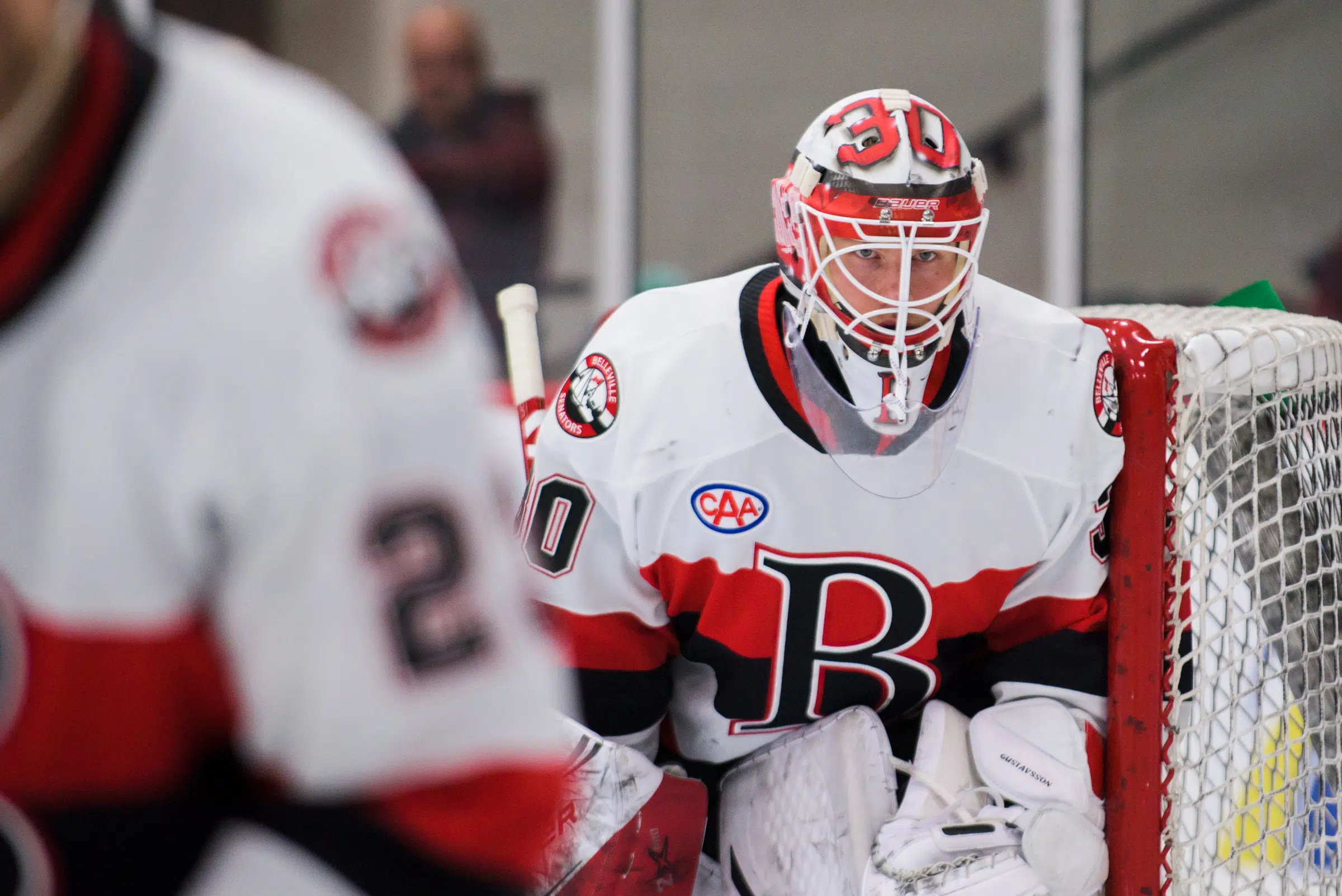 Gustavsson great in B-Sens loss to Phantoms