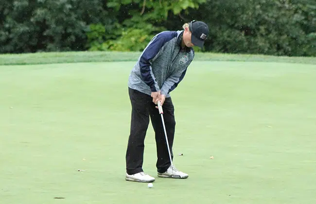 Meagher leads Holy Cross to National golf final