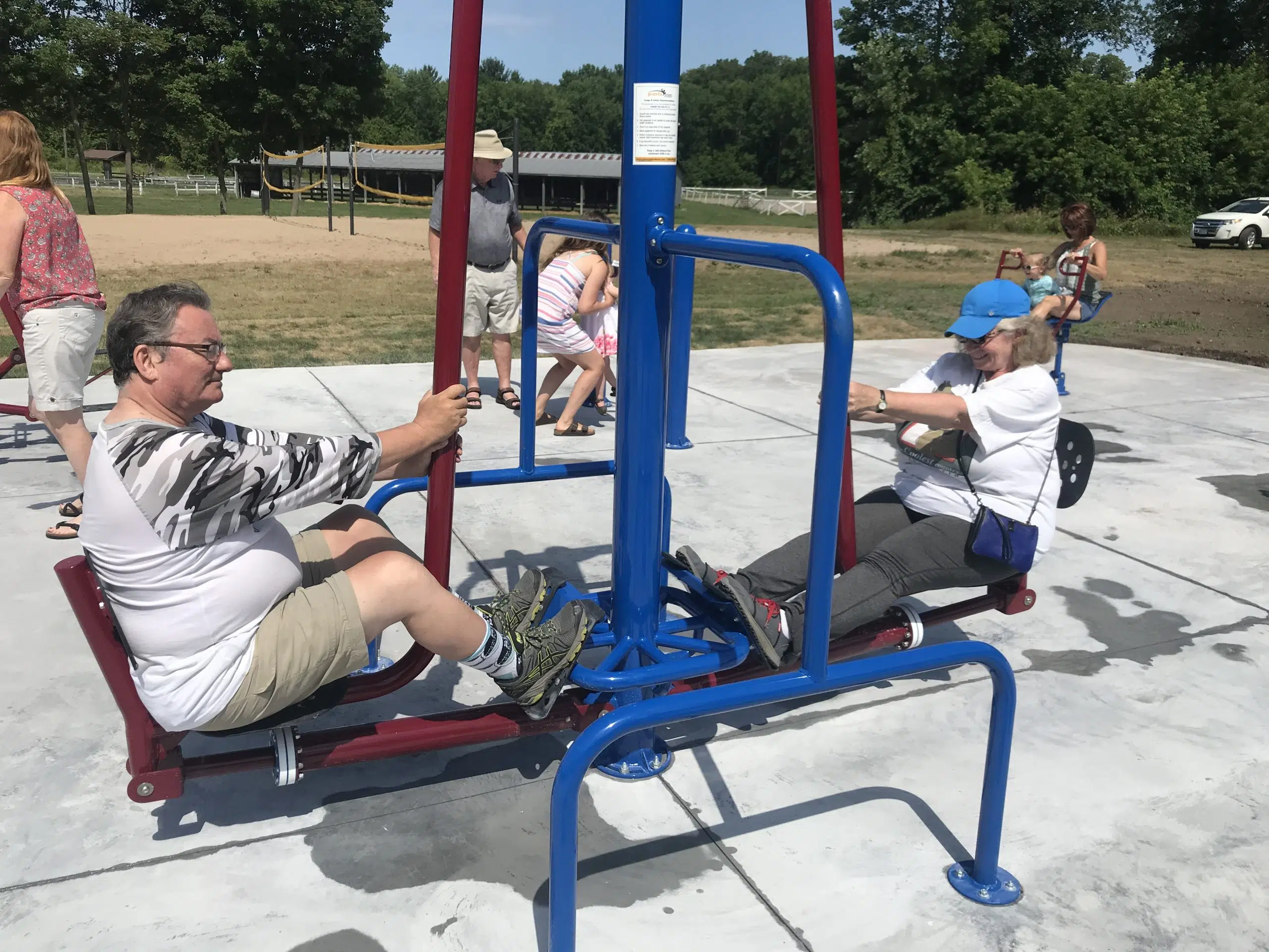 Instructor for seniors' park equipment