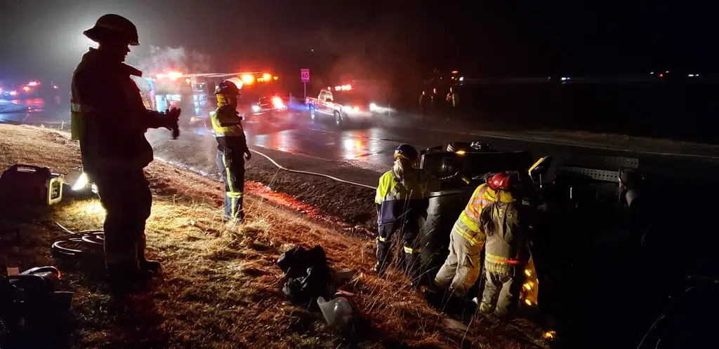 UPDATE: Tractor trailer rollover in Napanee