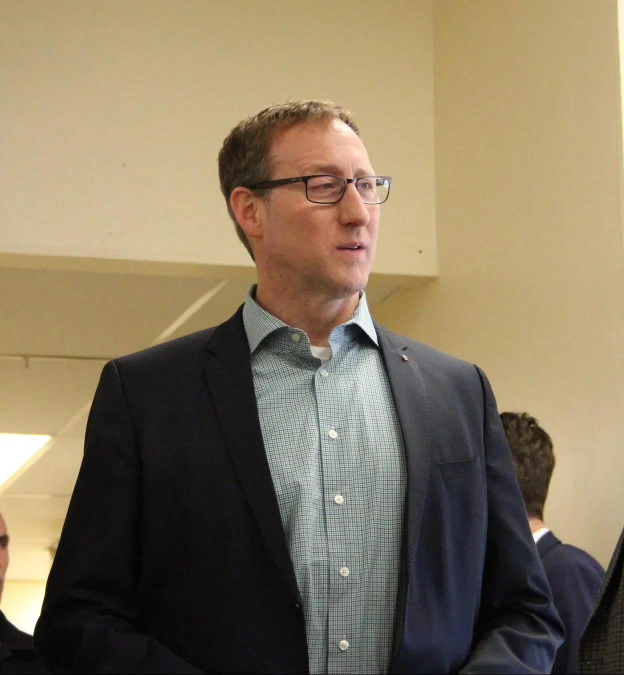 MacKay visits Quinte region