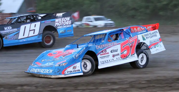 Cars return to Brighton Speedway....but not spectators