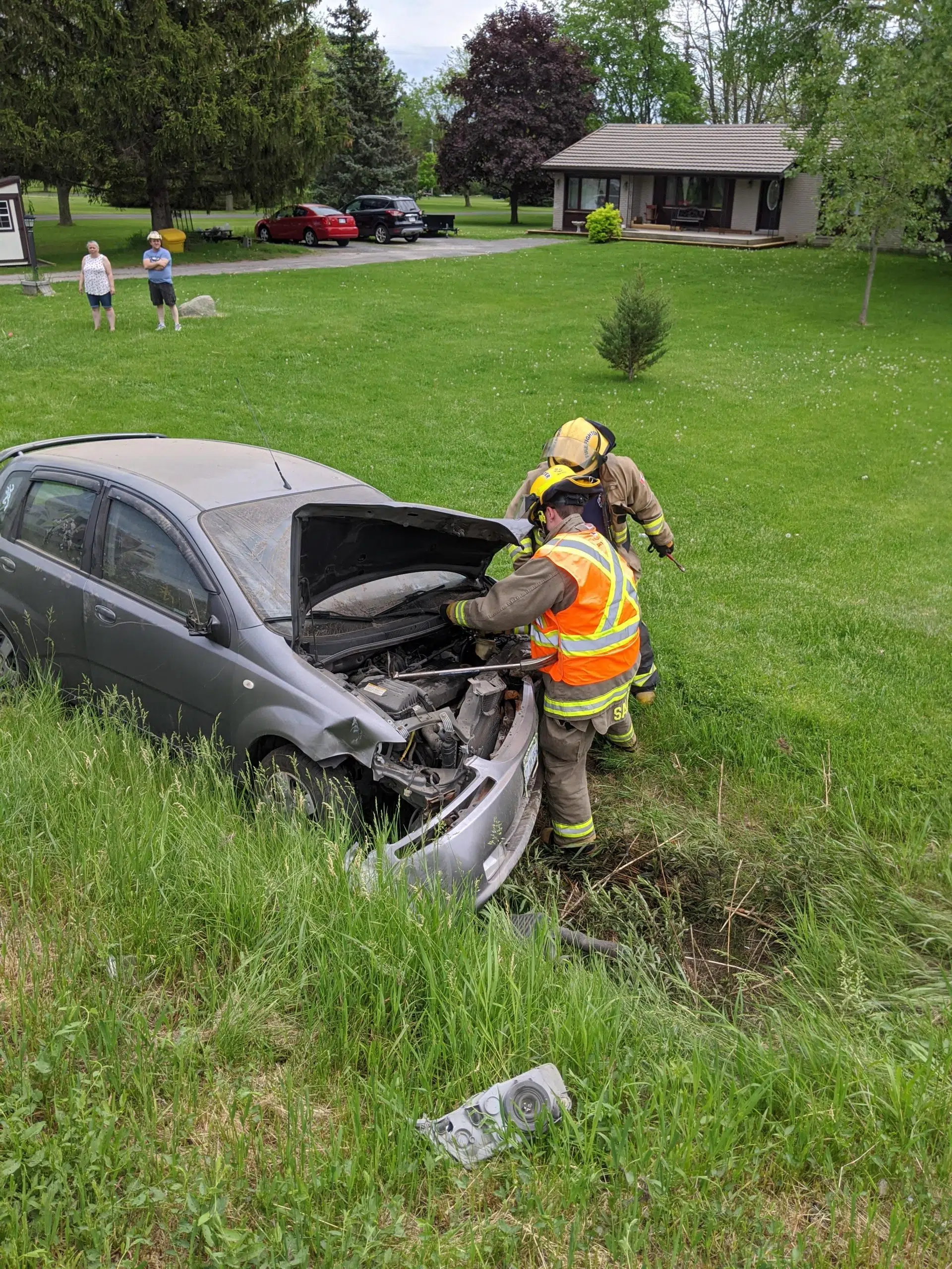 Woman injured in Bayside crash, OPP investigating