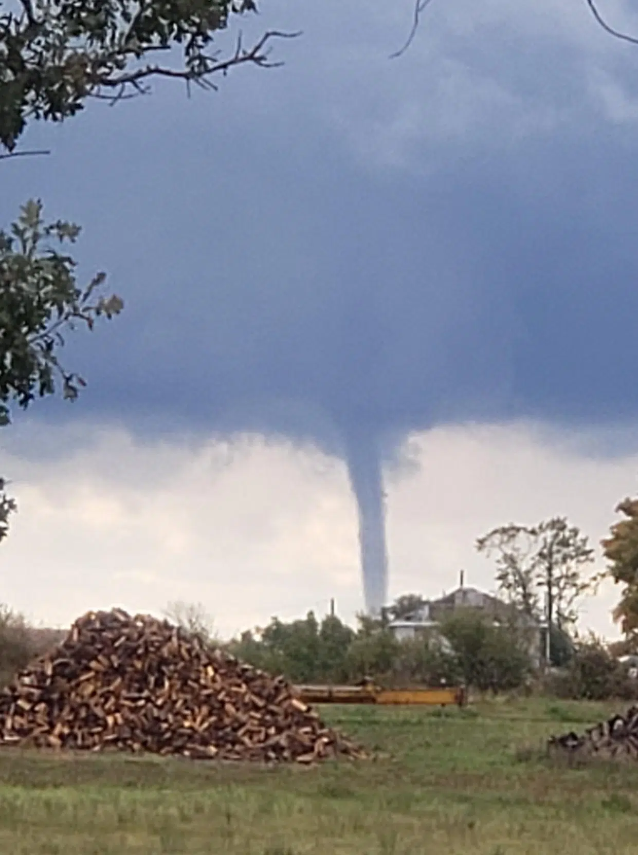 Waterspout spotted in Prince Edward County