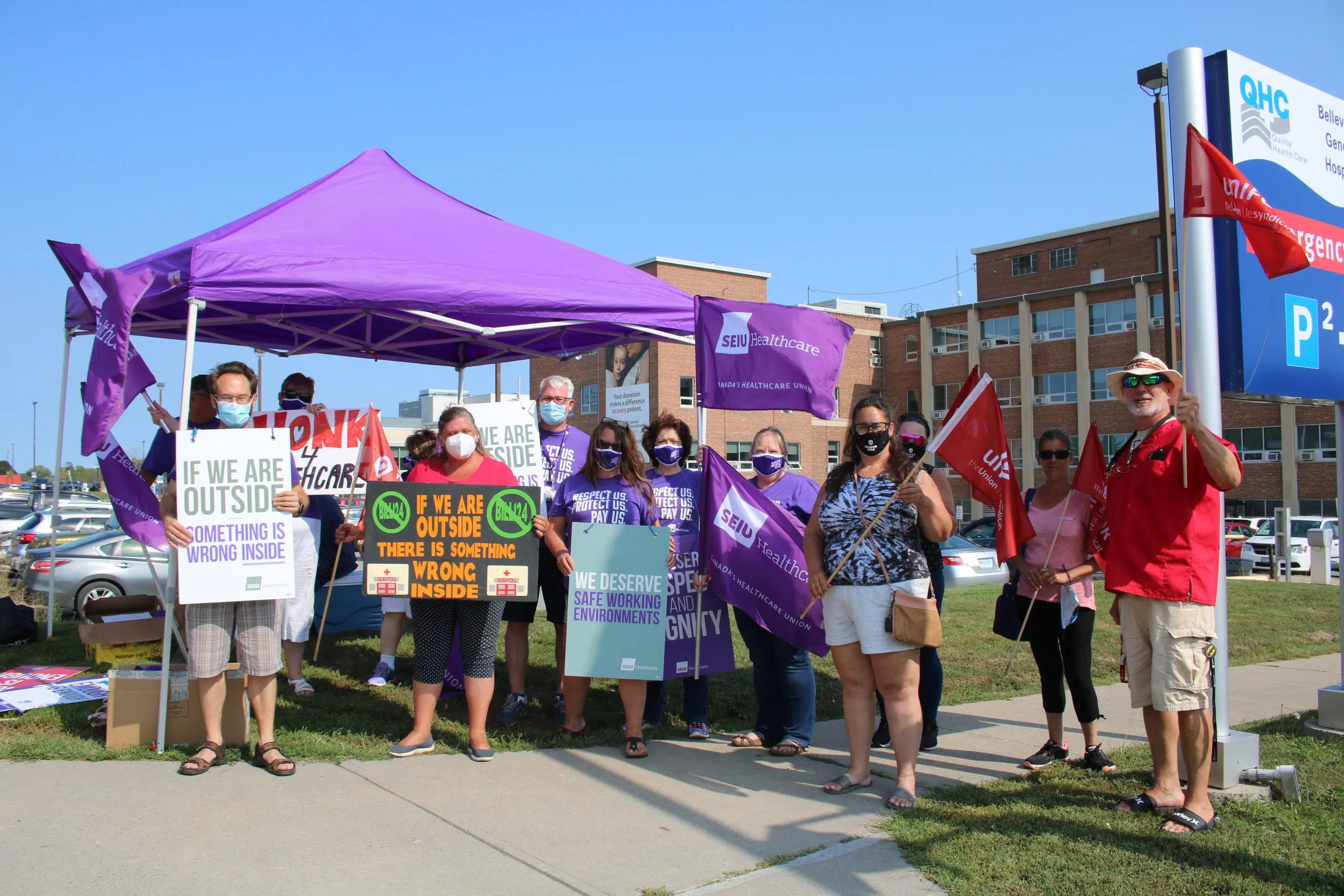 Hospital workers rally against Ford Government in Belleville and Trenton