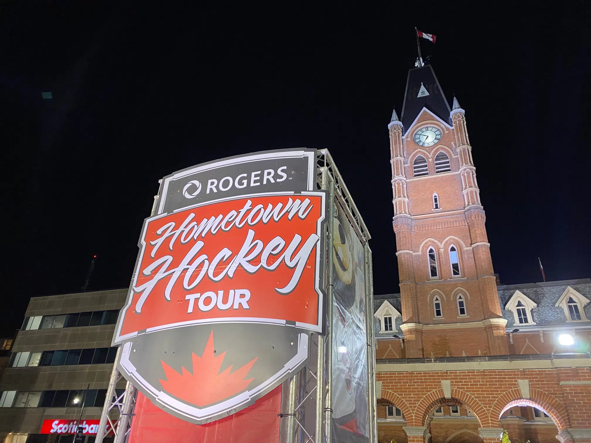 Fans brave chilly weather for second Rogers Hometown Hockey event in Belleville