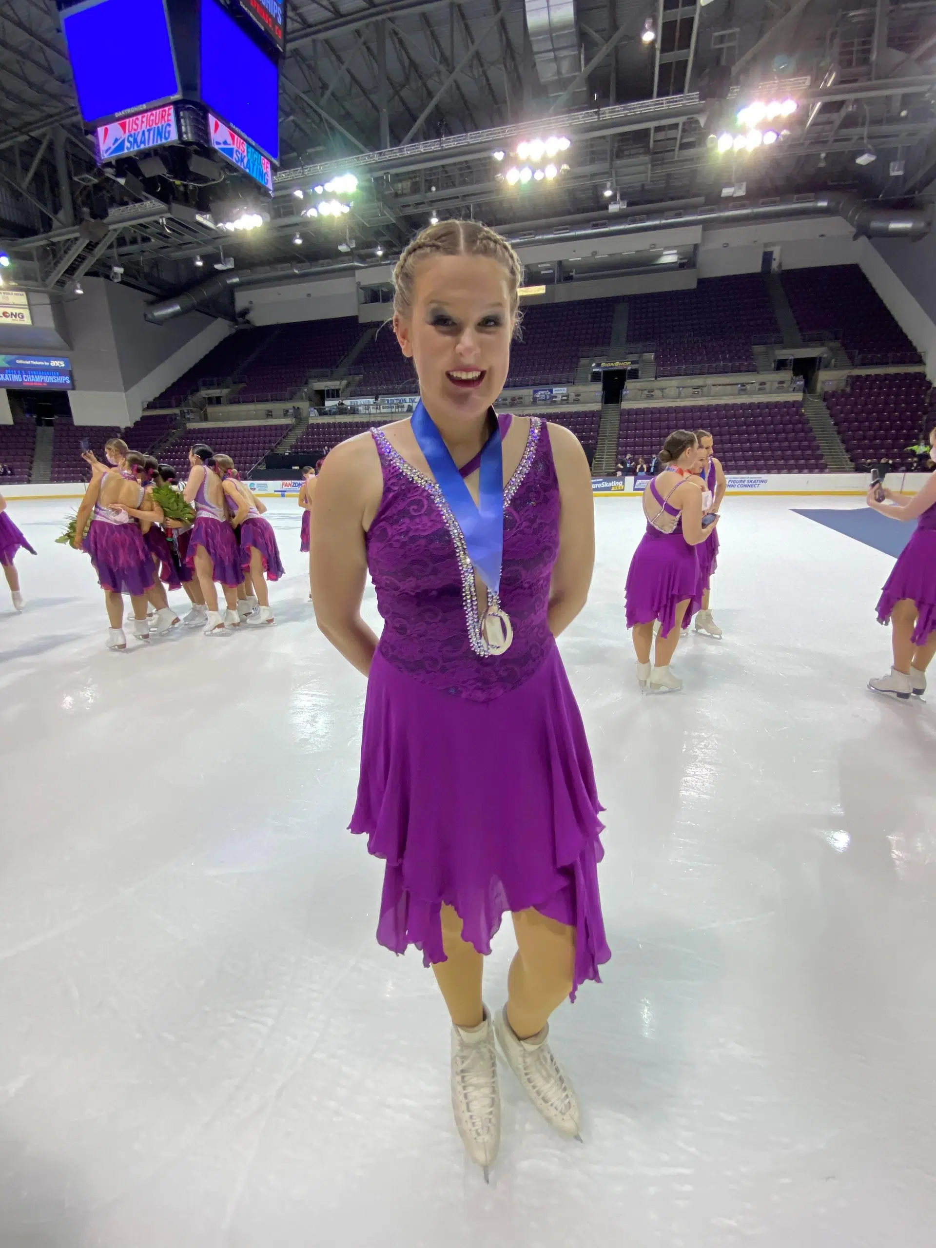 Madison Myers skates to a silver medal