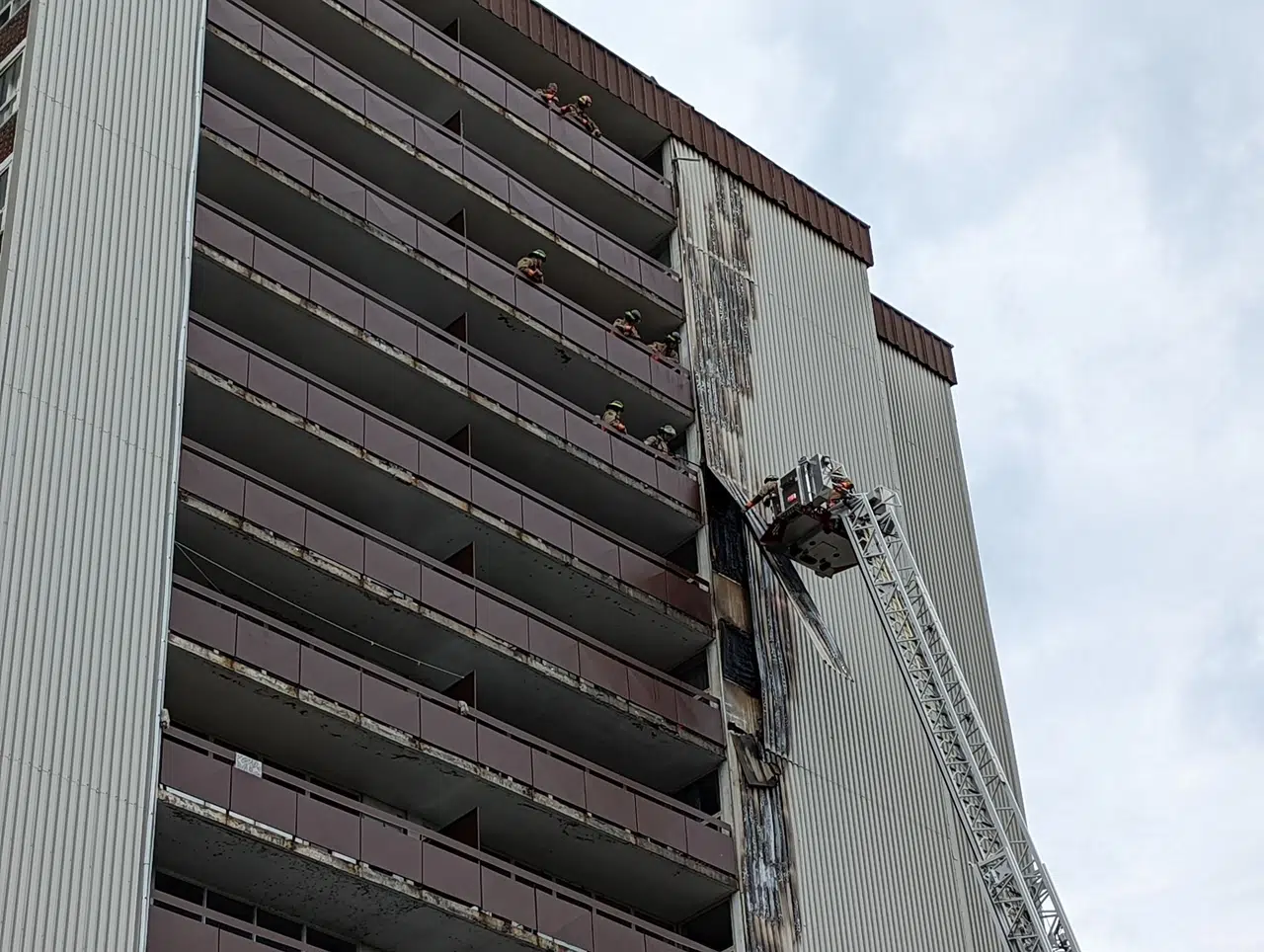 Fire at Palmer Rd high-rise