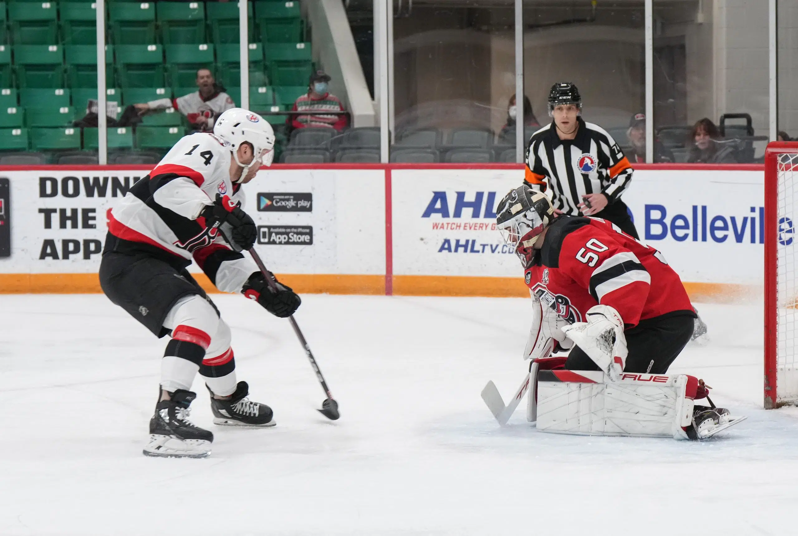 Utica Comets defeat Belleville Senators